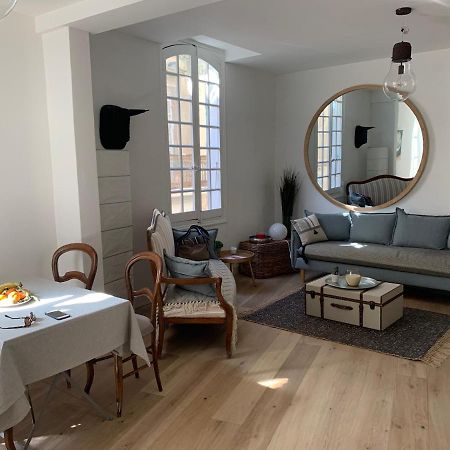 Cosy Centre Historique Apartment Арл Екстериор снимка